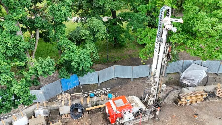 Gerotop navrhl a dodal vystrojení vrtů pro Planetárium Praha