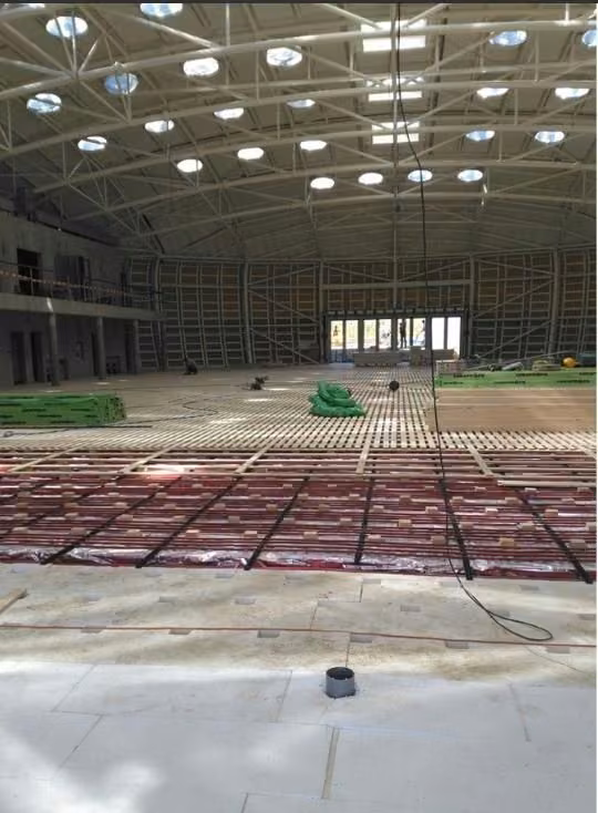 Tepelná čerpadla vytápí sportovní halu