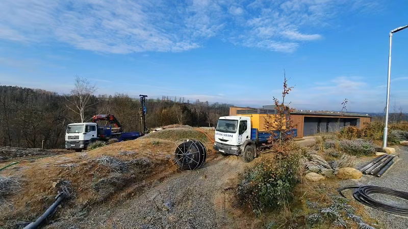 Vrty pro tepelná čerpadla na golfovém resortu
