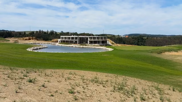 Vrty pro tepelná čerpadla na golfovém resortu