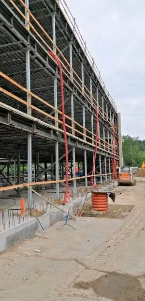 Moderní střední škola vsadila na vrty s tepelnými čerpadly
