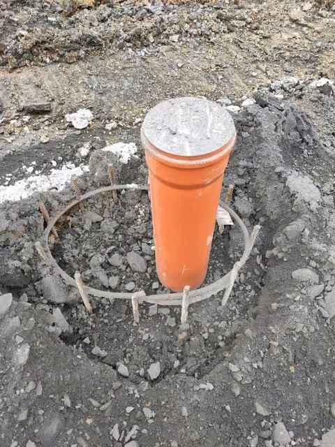 Tepelná čerpadla s energo piloty vytápí a chladí nemocnici